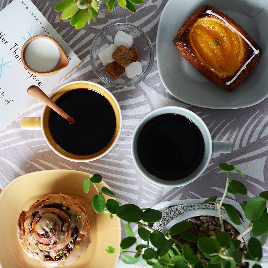 サインド・ナチュラリー*ペア名入れマグカップ(2個セット)+ドリップコーヒー(12パック・ギフトBOX付き) 結婚祝い 記念日 おしゃれ お揃い - オーダーギフト ももやま 本店